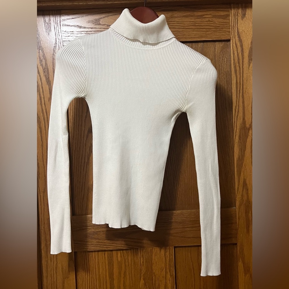 Forever 21 Cream Ribbed Long Sleeve Top